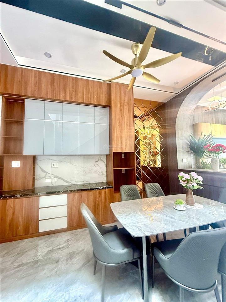 Bán nhà phố 1trêt 1 lầu tại the sol city, 3,98 tỷ, 92,5 m2, 4pn, 4wc, hướng đb