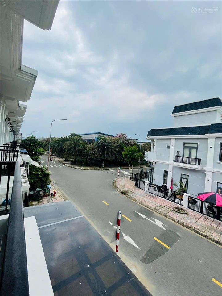 Nhà rẻ nhất kđt the sol city, nhà hoàn thiện ac mua có thuê cho thuê hoặc ở. shr hoàn công đầy đủ
