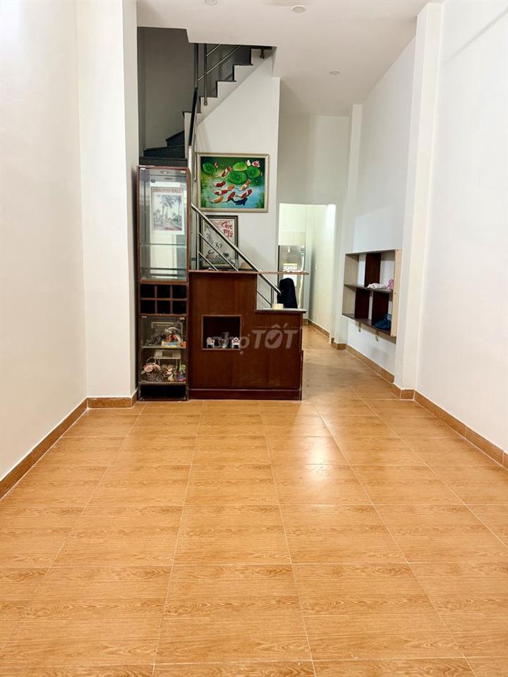 CHO THUE NHÀ KHU CBCNV 58 NGUYỄN VĂN TẠO