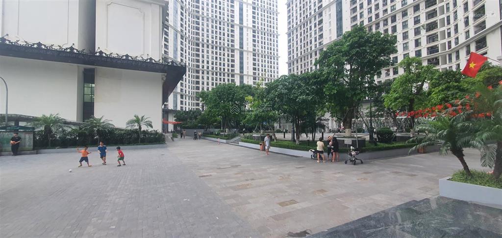 Chính chủ cần bán shophouse 2 tầng 147m2 qoay nội khu 13k hộ vn, hq