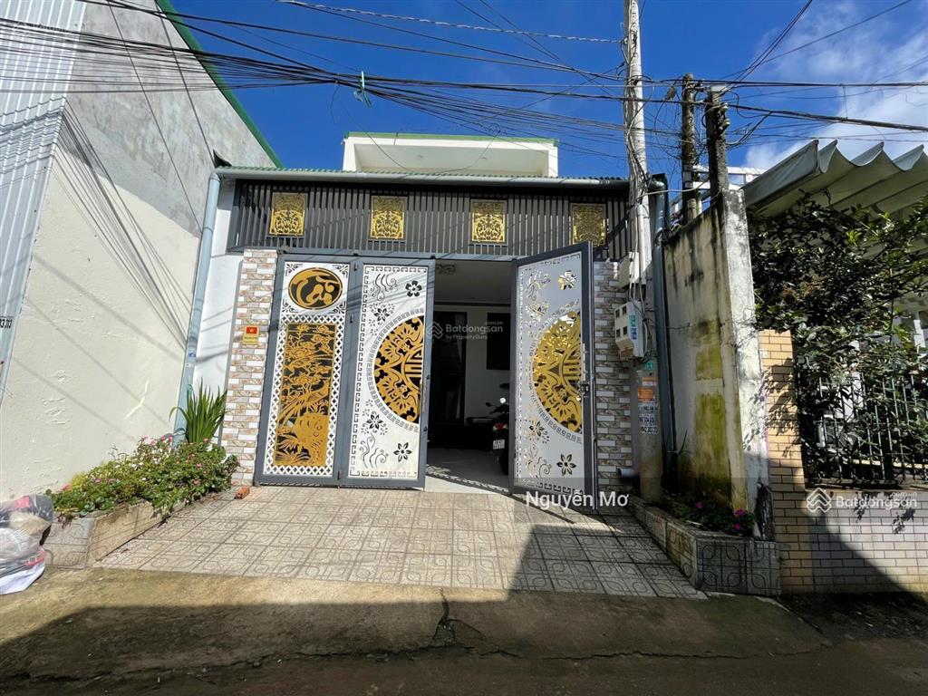 Hạ thêm 200tr, bán gấp căn nhà p1, bảo lộc. 0984 585 ***