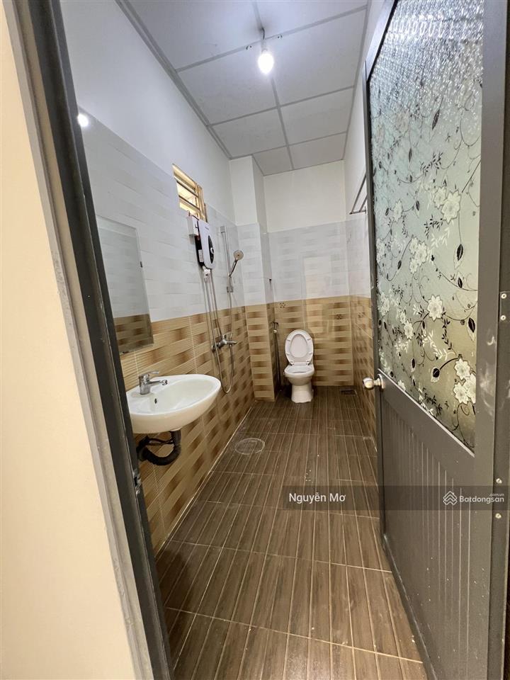 Bán nhà xây dựng kiên cố tại trung tâm p2 bảo lộc .0984 585 ***