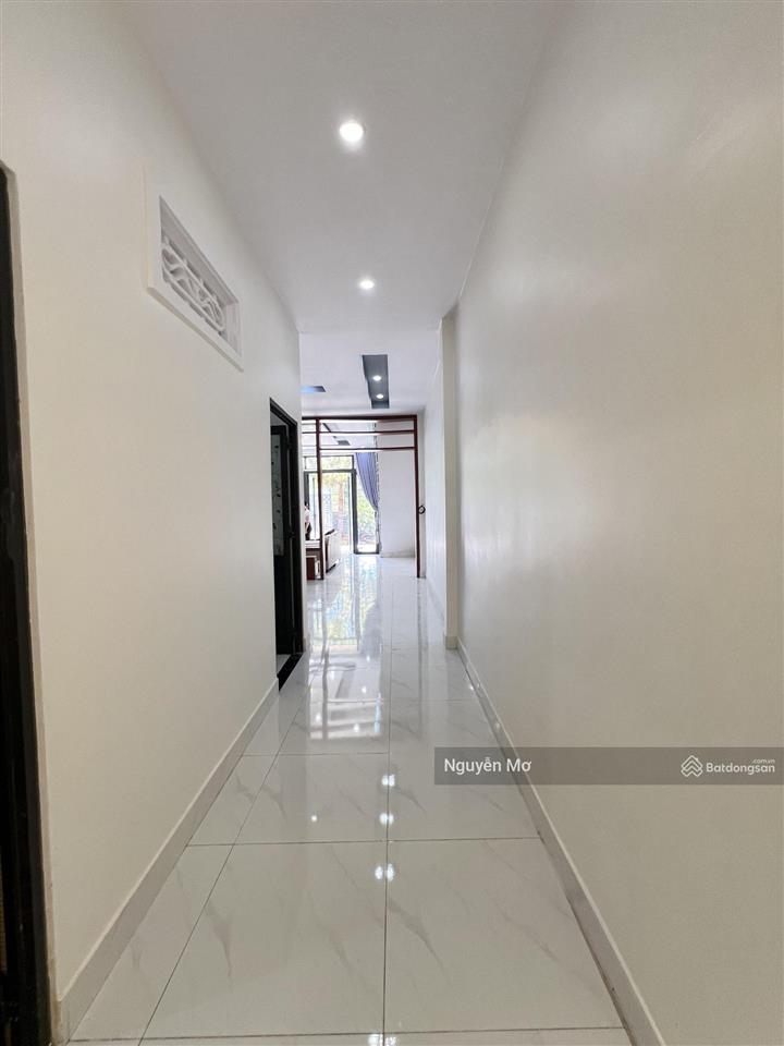Bán nhà xây dựng kiên cố tại trung tâm p2 bảo lộc .0984 585 ***