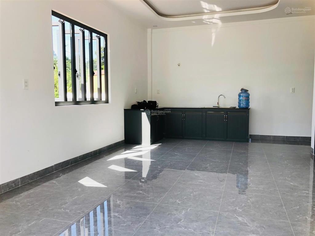 Bán nhà mới xây trung tâm lộc an bảo lâm 2 lâm đồng. 0984 585 ***