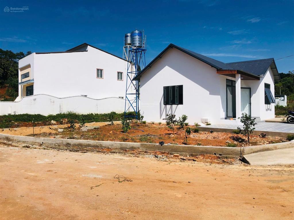 Bán nhà mới xây trung tâm lộc an bảo lâm 2 lâm đồng. 0984 585 ***