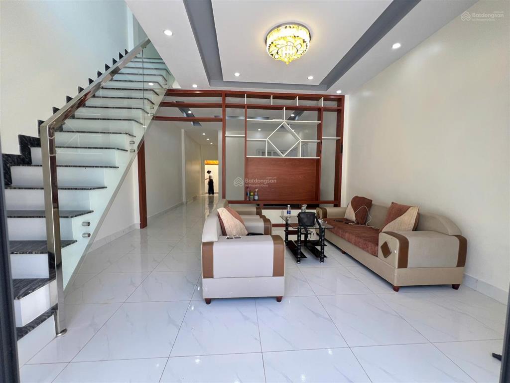 Bán gấp nhà đẹp trung tâm bảo lộc giảm ngay 150 triệu, chỉ còn 2,370 tỷ