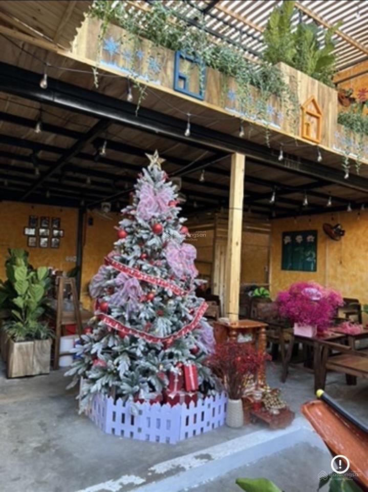 Cho thuê nhà thiết kế theo mô hình quán cafe sân vườn