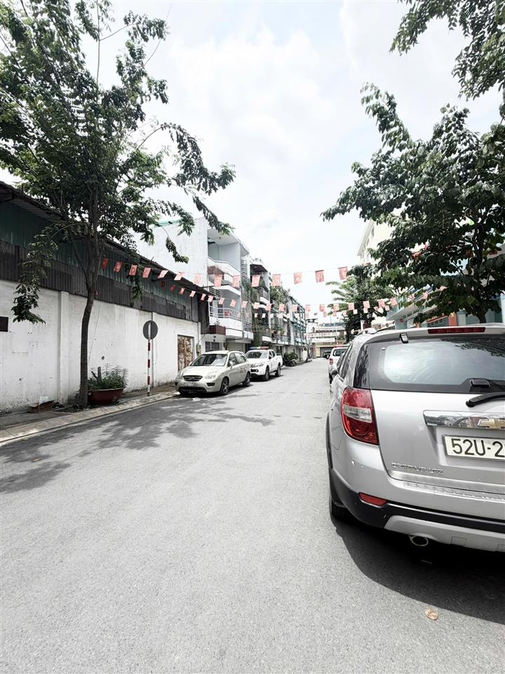 Bán đất xây dựng khách sạn, căn hộ dịch vụ 7 tầng