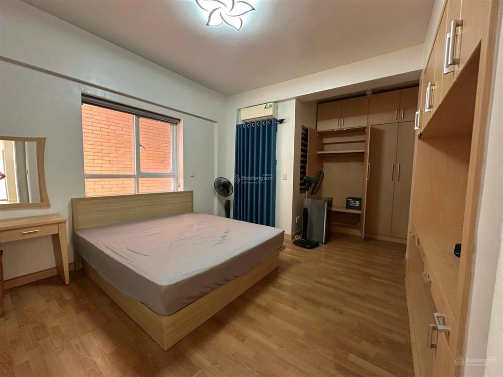 Cho thuê căn hộ 3pn full đồ cao cấp tại khu chung cư trung tâm phố văn cao