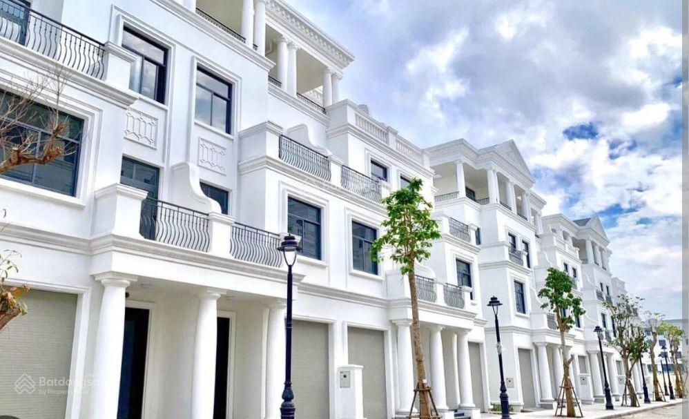 Bán căn liền kề thô xẻ khe 75m2 vinhomes marina
