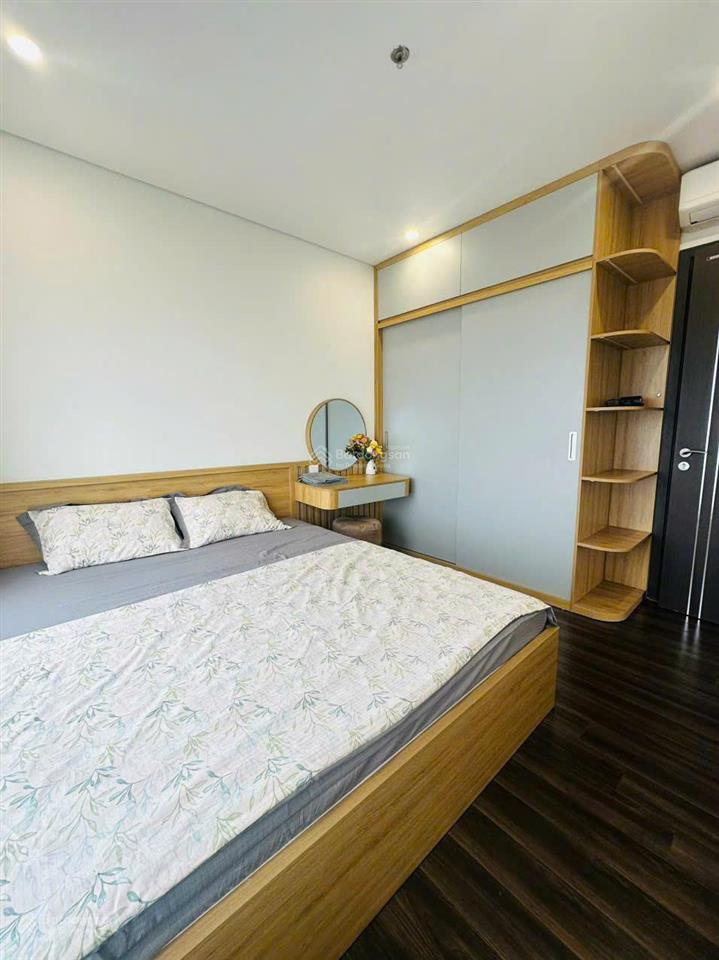 Cần bán gấp căn đẹp 3 ngủ dt 74m2, giá chỉ 3,2 tỷ tại hoàng huy grand tower