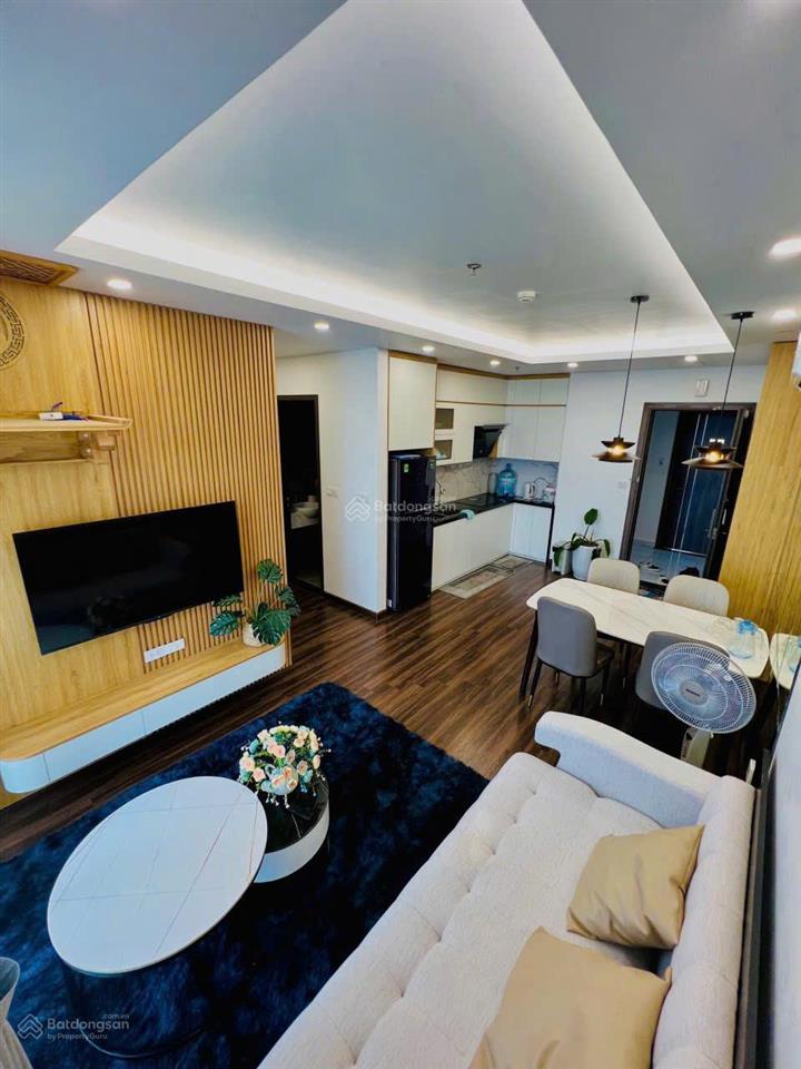 Cần bán gấp căn đẹp 3 ngủ dt 74m2, giá chỉ 3,2 tỷ tại hoàng huy grand tower