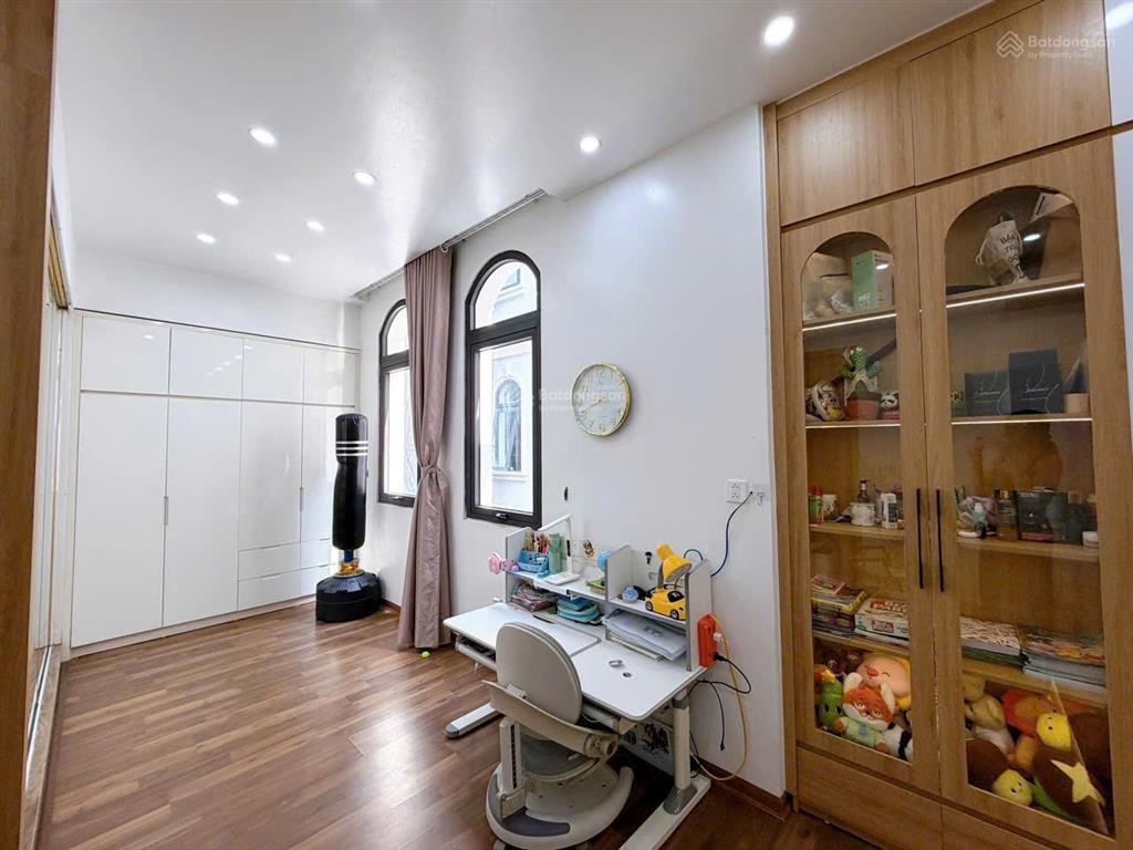 Chuyển nhượng căn liền kề vihomes imperia full nội thất, dt 96m2 giá chỉ 18,9 tỷ