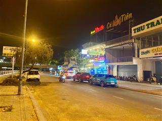 B70. bán nhà mặt tiền bờ kè cù huân view siêu đẹp  tuyến phố hải sản sầm uất nhất nha trang