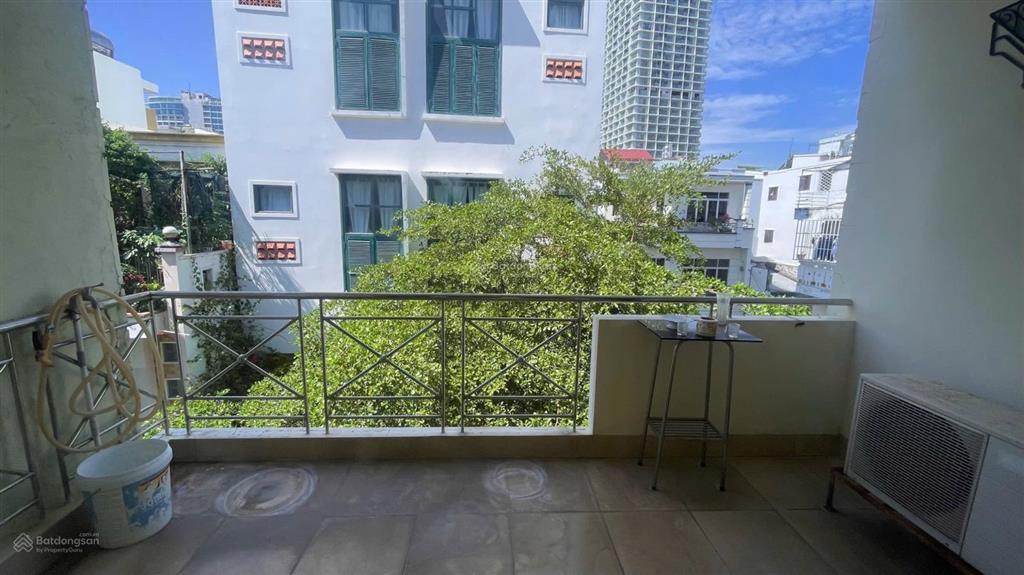 B336. giảm ngay 1 tỷ 285 triệu nhà trung tâm nha trang chỉ còn 9 tỷ