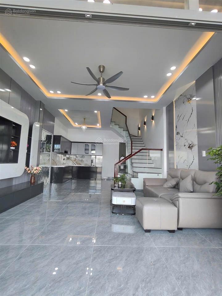 Nhà mới diên điền 71,3m2 3 phòng ngủ chỉ 1 tỷ 650 bao sổ