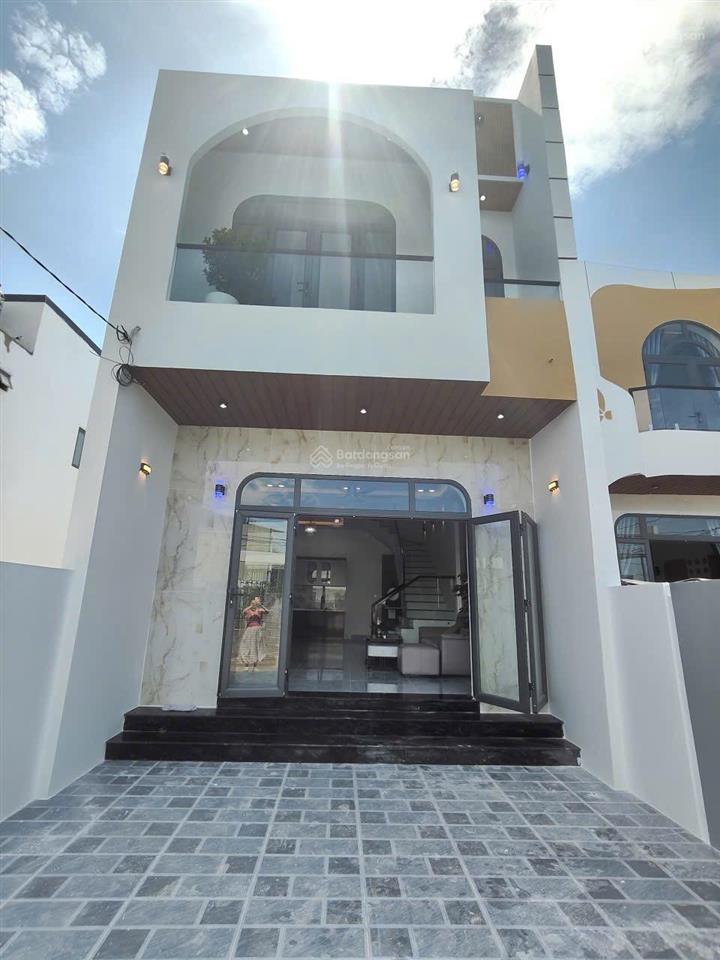 Nhà mới diên điền 71,3m2 3 phòng ngủ chỉ 1 tỷ 650 bao sổ