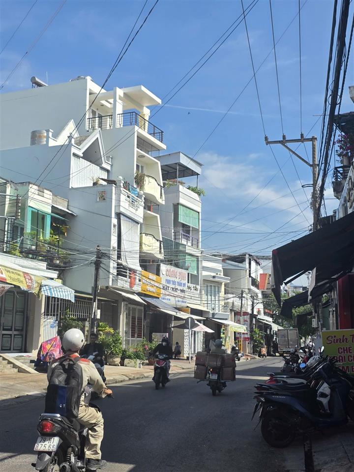 Mã 1134 nhà mặt tiền đồng nai, phước hải, 77,8m sử dụng, full nội thất  7,9 tỷ