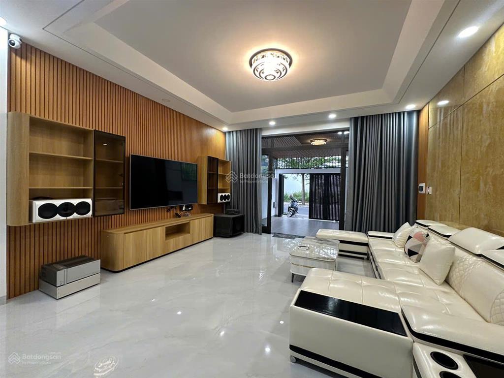 Mã 1740 kđt mỹ gia gói 3, nha trang nhà phố 3 tầng 1 tum 100m2 8 tỷ 900