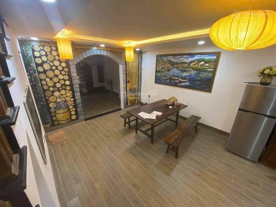 Nhà hẻm nguyễn khắc viện  gần biển nha trang 122,6m² đất 9,3 tỷ