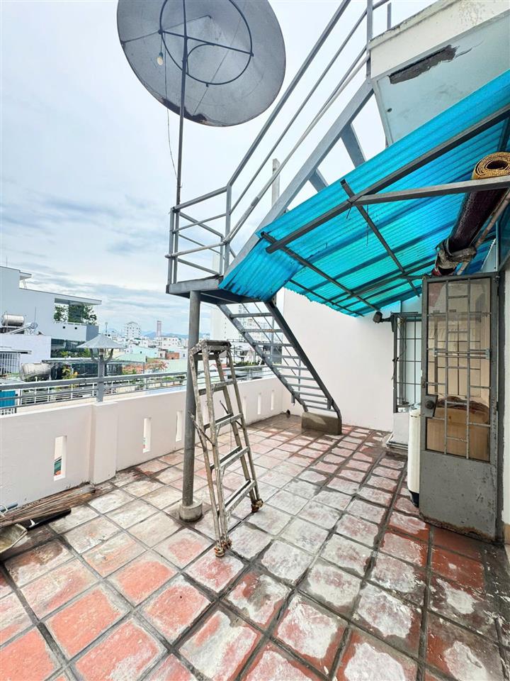 Đường võ trứ, tân tiến, nha trang, nhà mặt tiền 4 tầng 61,2m² 14 tỷ 600 triệu
