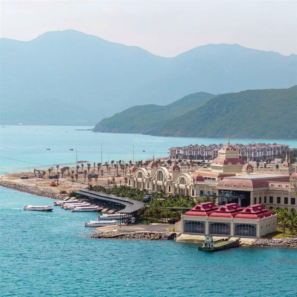 Vinhomes pearl bay 63m nha trang ngọc trai chỉ 10,6 tỷ  sổ đỏ vĩnh viễn