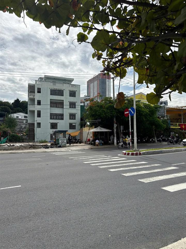 Phạm văn đồng, bắc nha trang 3 lô đất góc mặt tiền biển 78,295 tỷ hướng đông nam 223,7m²