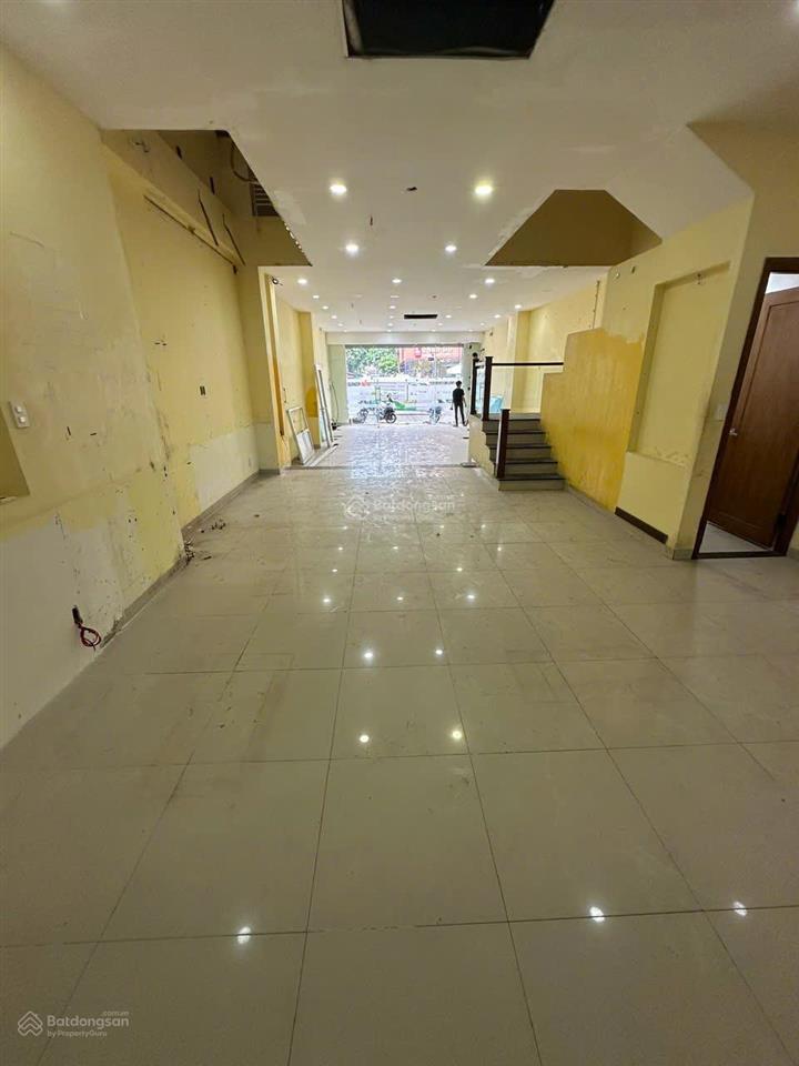 Thích quảng đức, kđt vcn phước hải nhà phố mặt tiền 4 tầng 27 tỷ 130,5m2 (~206,9 triệu/m2)