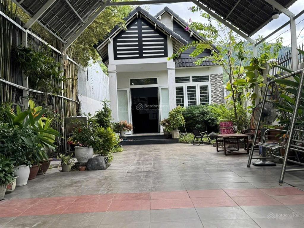 Mặt tiền nguyễn tất thành 366,2m2, giá 8,2 tỷ, phước đồng (22,4 triệu/m2)