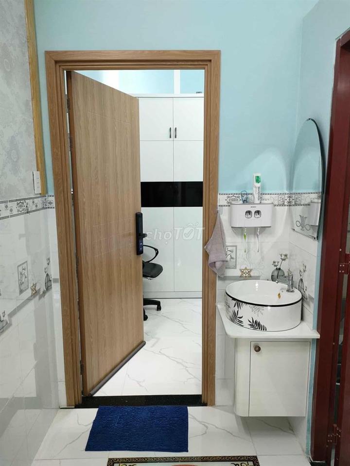 Bán nhà mái Thái cấp 4 đẹp sang