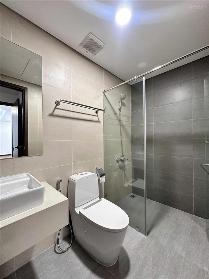 Bán căn đã có sổ hồng sẳn, 2pn thoáng mát. view kênh đào.  0902 593 ***