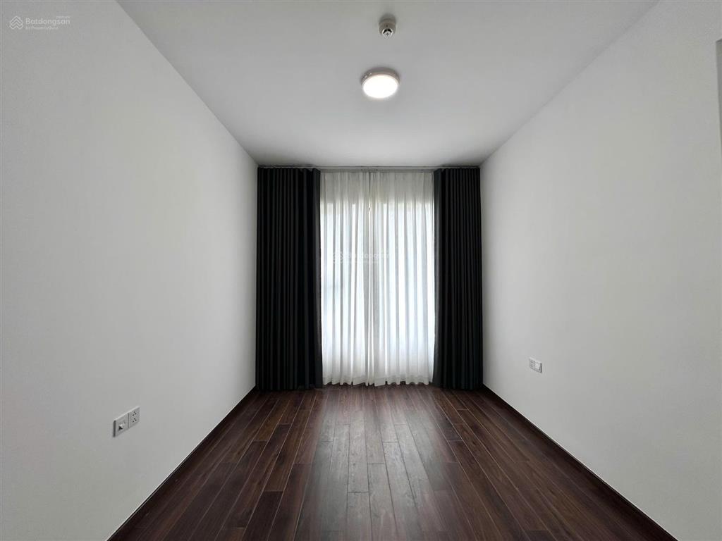 Bán căn đã có sổ hồng sẳn, 2pn thoáng mát. view kênh đào.  0902 593 ***