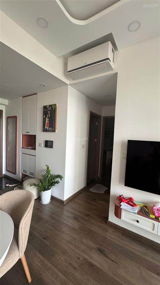 Bán gấp căn hộ 2pn panorama full nội thất mới  đẹp. đã có sổ hồng công chứng liền. 0902 593 ***