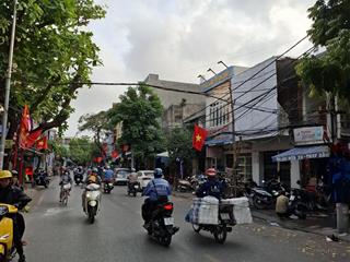 Bán đất mặt ngõ hai lúa 384 lạch tray. ngay sát hồ siêu thoáng. hướng ttt. dt 145m2 ngang gần 10m