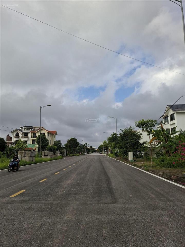 Bán căn biệt thự xây dựng thô tại anh dũng 7, dương kinh + vị trí siêu đẹp. sổ đỏ tên cá nhân