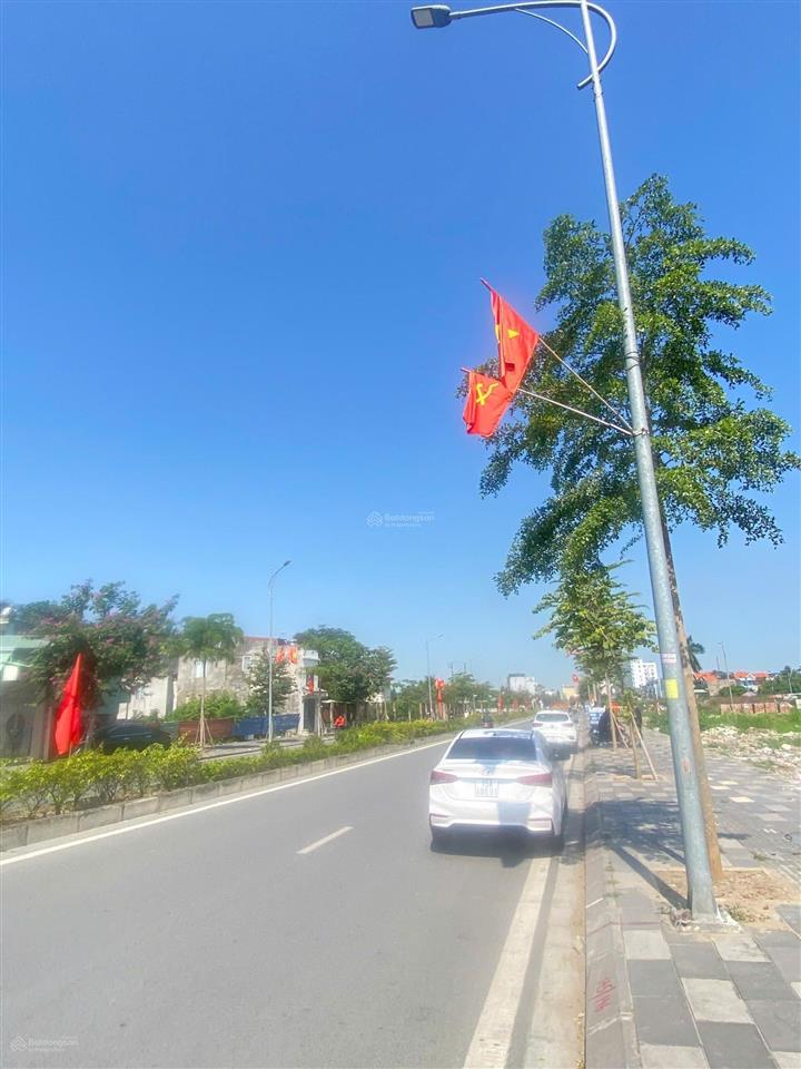 Em bán lô đất đấu trúng giá mặt đường lê quang đạo. vị trí đẹp. bán quyết định thửa đất và thuế đất
