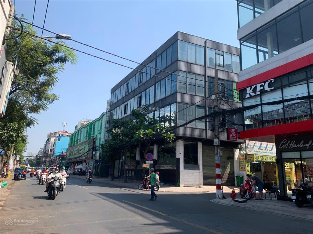 Siêu phẩm mặt tiền bàu cát mới xây 8*30m trệt 3 lầu, thang máy sàn suốt cực đẹp