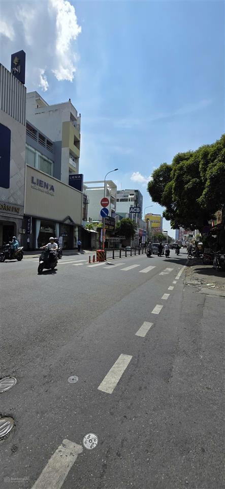 Độc quyền cho thuê toà nhà mt 184 hoà bình vị trí đắc địa có 1 không 2 cho thẩm mỹ  trường học