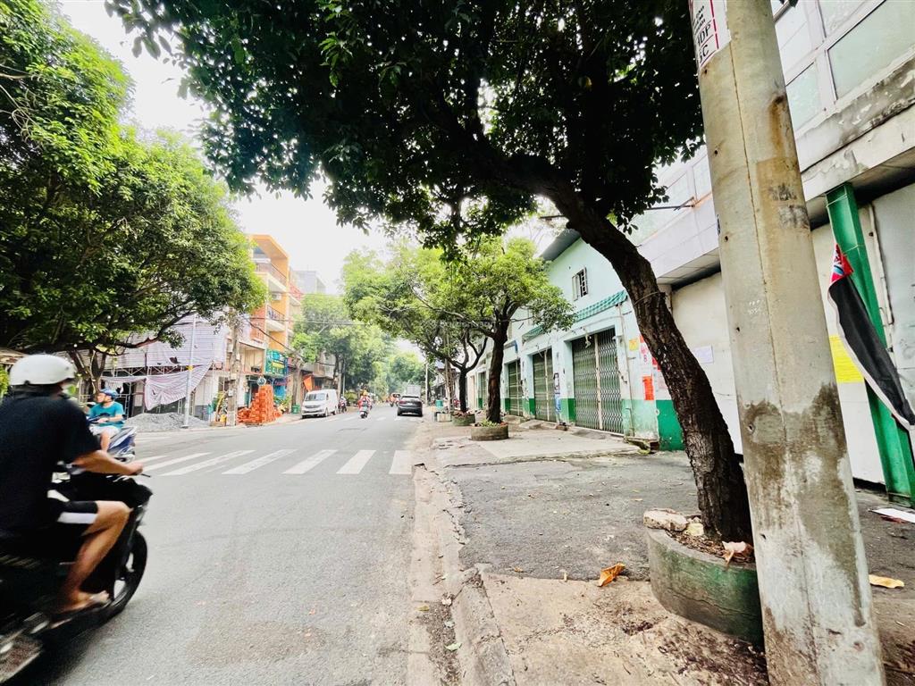 Cho thuê mbkd khu vườn lài ngang khủng 50m * 30m cấp 4 phù hợp kd mọi ngành nghề
