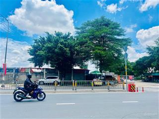 Cho thuê mbkd đất trống mt đường tây thạnh ngang 19m nở hậu 50m/ tổng 1000  1500m2