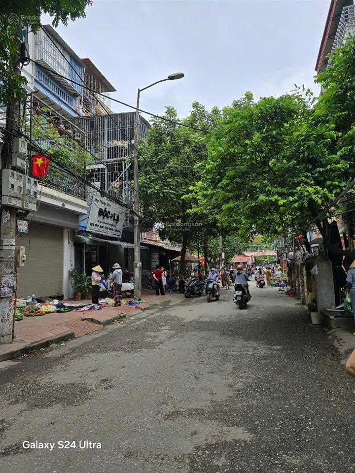 Nhà phú diễn 33m2  phân lô ô tô tránh kinh doanh đỉnh nhà 5 tầng đẹp, vị trí cực đẹp  0964 558 ***