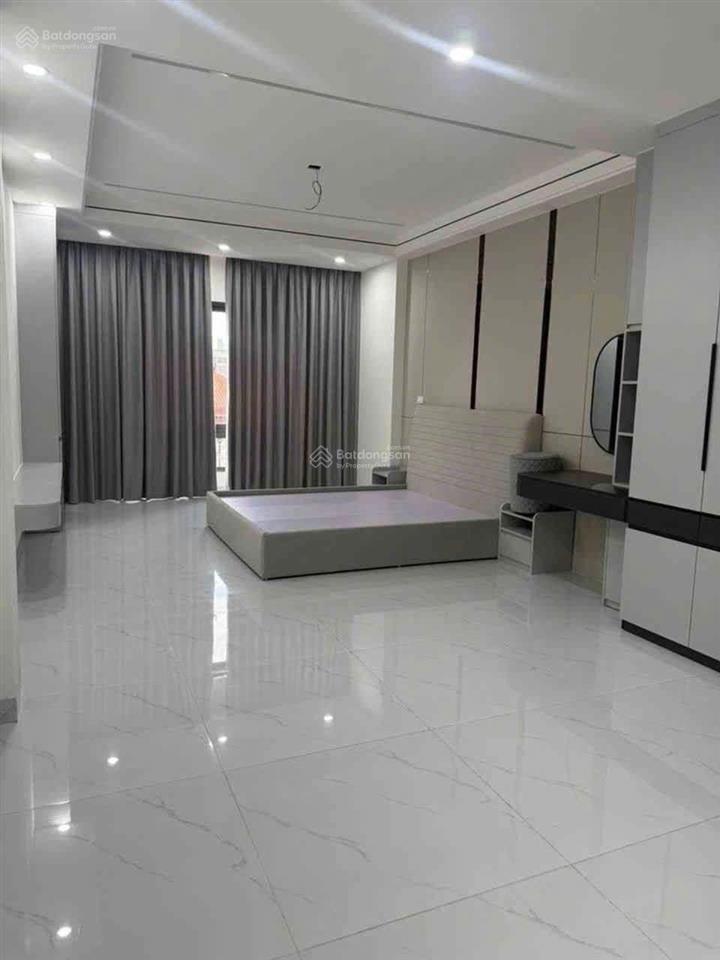 Nhà 40m 7tầng thang máy ô tô vào nhà 14,8 tỷ còn thương lượng  0964 558 ***