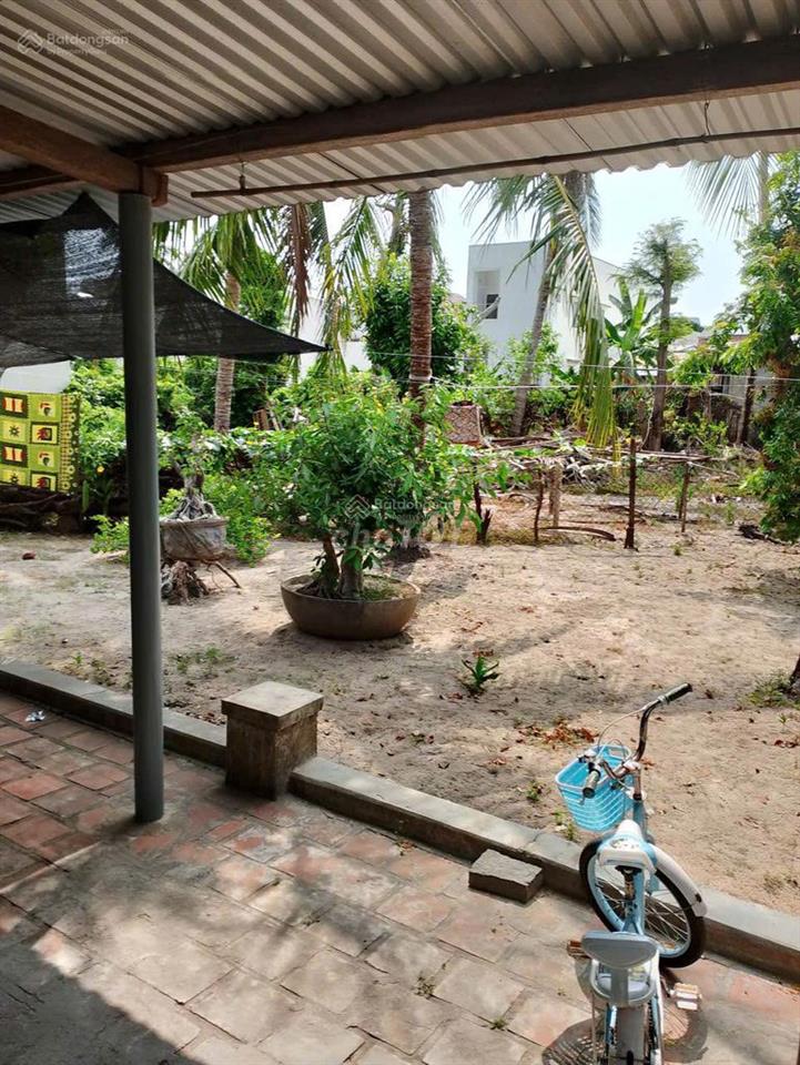 Bán gấp nhà riêng giá tốt view đẹp diện tích nhà & vườn 360m2
