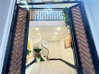 Cho thuê nhà riêng 5 tầng cạnh royal city, sẵn đồ, vào ở ngay  12 triệu/tháng