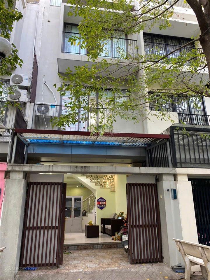 Cho thuê liền kề trịnh văn bô, 2 mặt thoáng, đường ô tô tránh, vỉa hè rộng  giá thuê 17 triệu