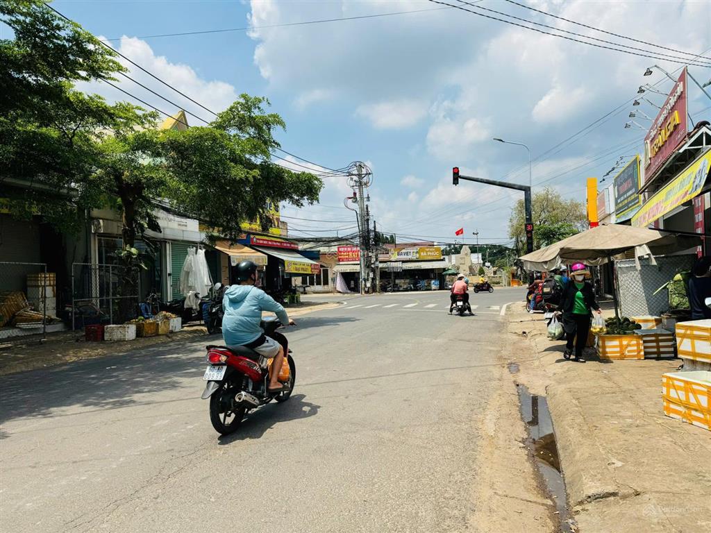 Bán gấp lô đất shr 900 triệu ngay phường bảo vinh, long khánh