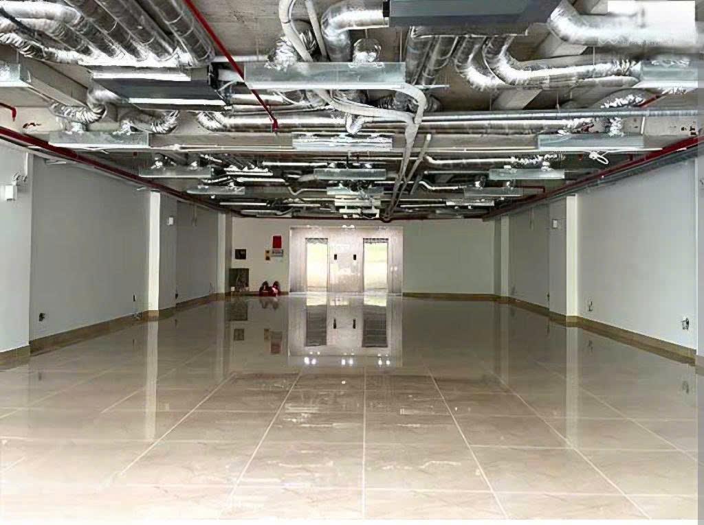 Bán toà văn phòng mặt phố cầu giấy  mặt tiền rộng  kinh doanh các loại hình 270m2 8 tầng 133 tỷ