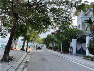 Mặt phố quảng khánh  view trọn hồ tây  khu vực sầm uất tây nhiều hơn ta  100m  9 tầng  118 tỷ
