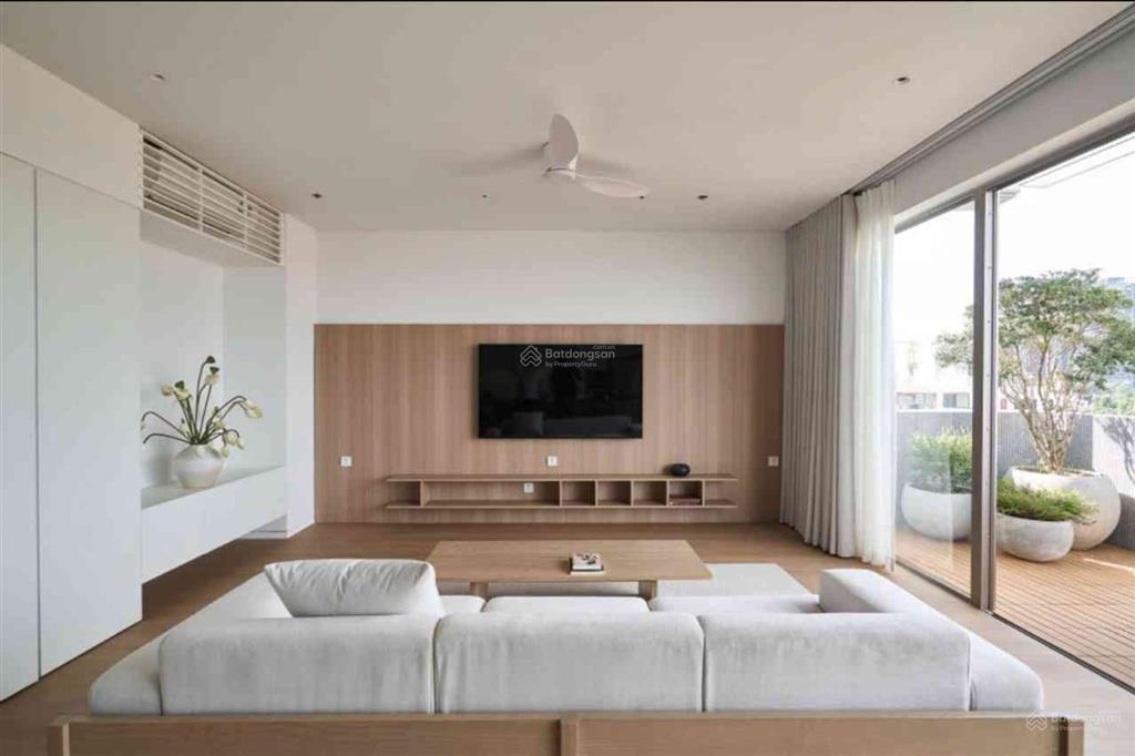 Mặt phố quảng khánh  view trọn hồ tây  khu vực sầm uất  tây nhiều hơn ta  100m2  9tầng  118tỷ
