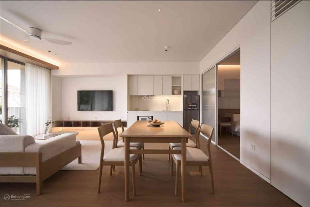Mặt phố quảng khánh  view trọn hồ tây  khu vực sầm uất  tây nhiều hơn ta  100m2  9tầng  118tỷ